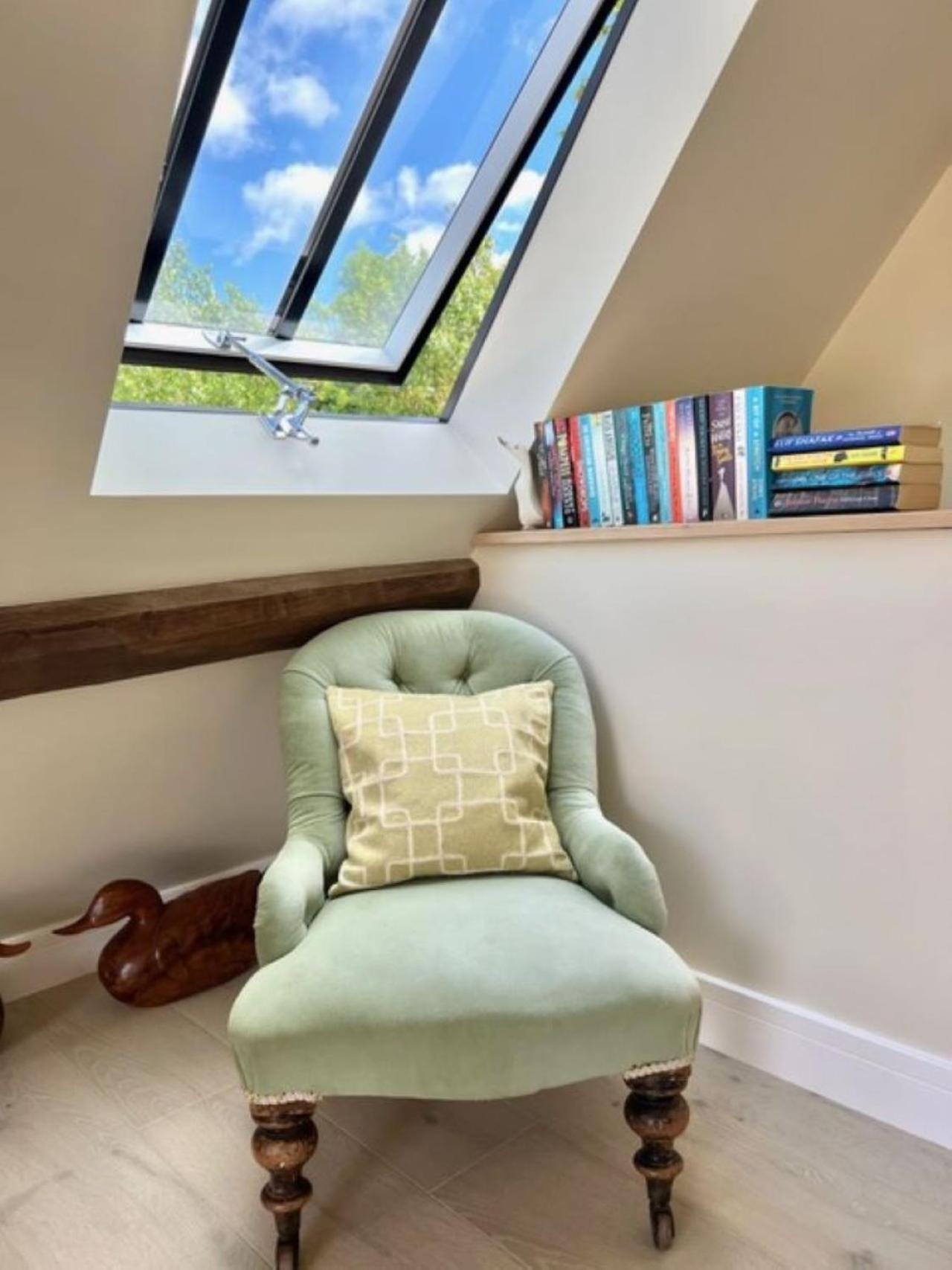Idyllic Secluded Hideaway With Countryside Views On The Edge Of The Cotswolds Villa Hailey Kültér fotó